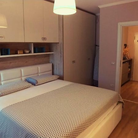 West Beach Apartment Durrës Buitenkant foto