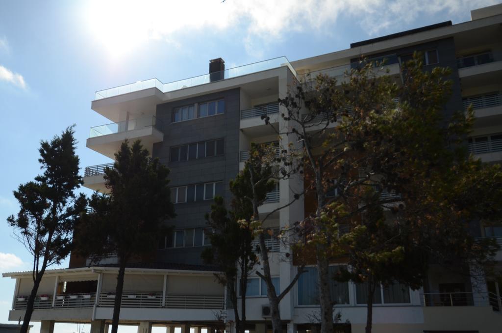 West Beach Apartment Durrës Buitenkant foto